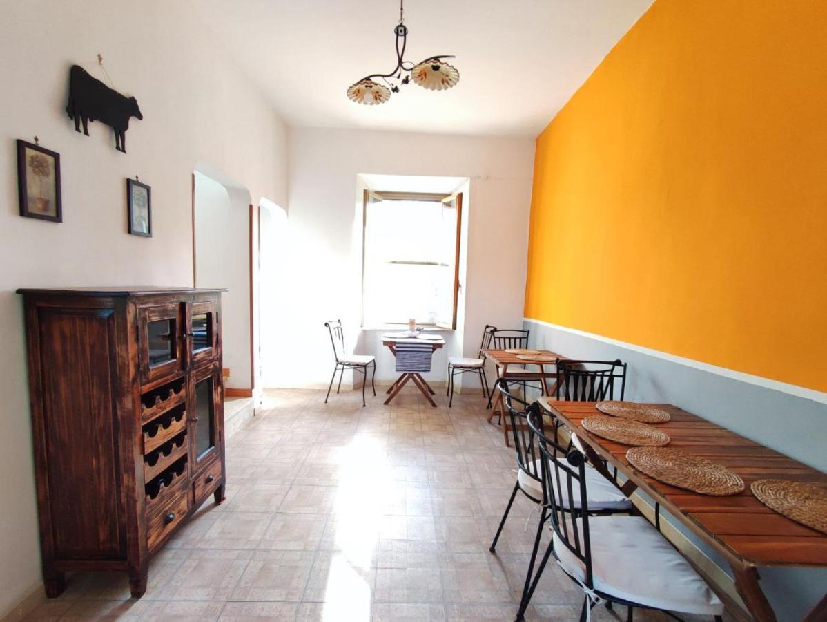 Eco House San Michele Hostel Borgo San Michele  ภายนอก รูปภาพ